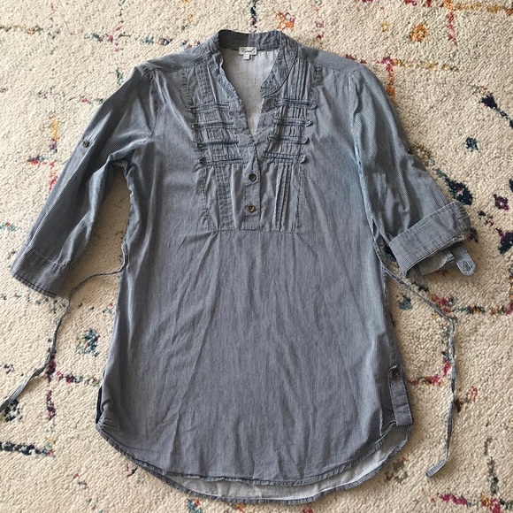 🥳 2 for $6 🥳 Kismet shirt XS (S) cotton blue stripes 3/4 sleeves w roll tab - Picture 2 of 12